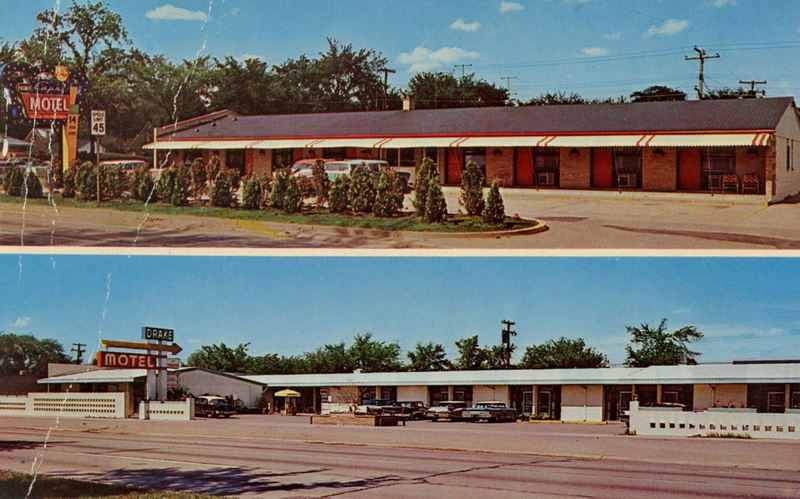 Drake Motel (Dunes Motel) - Postcard